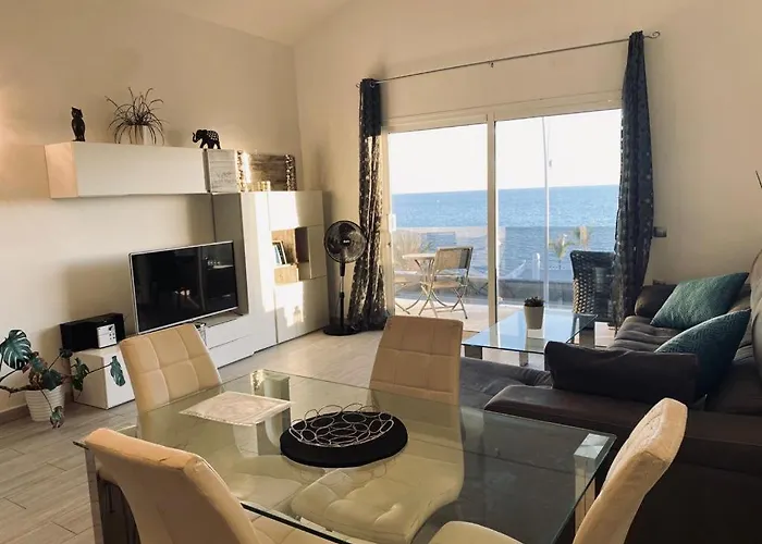 Luxury Two Bed Seaviews