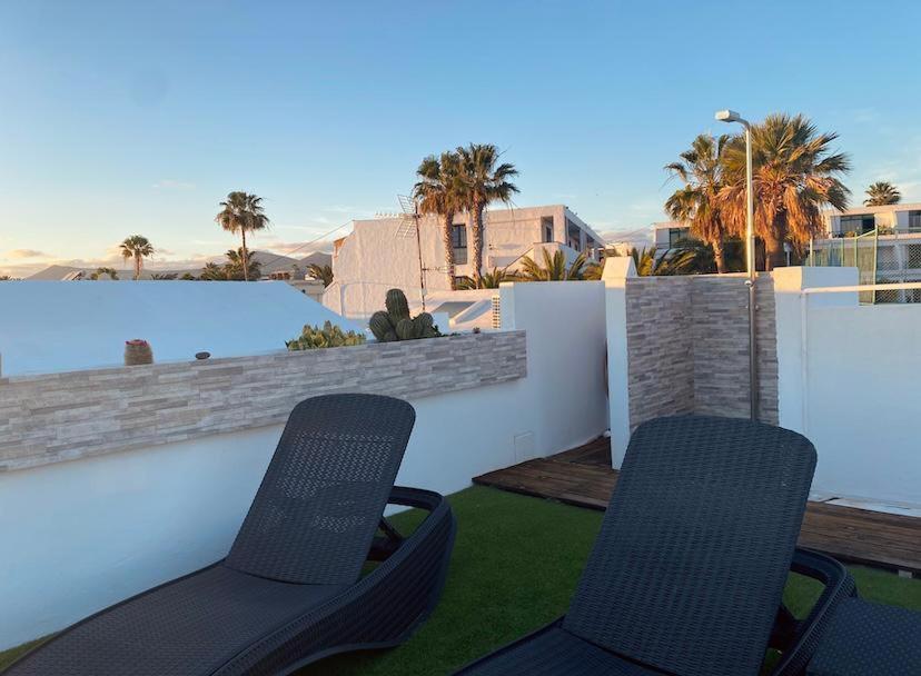 Luxury Two Bed Seaviews Appartamento